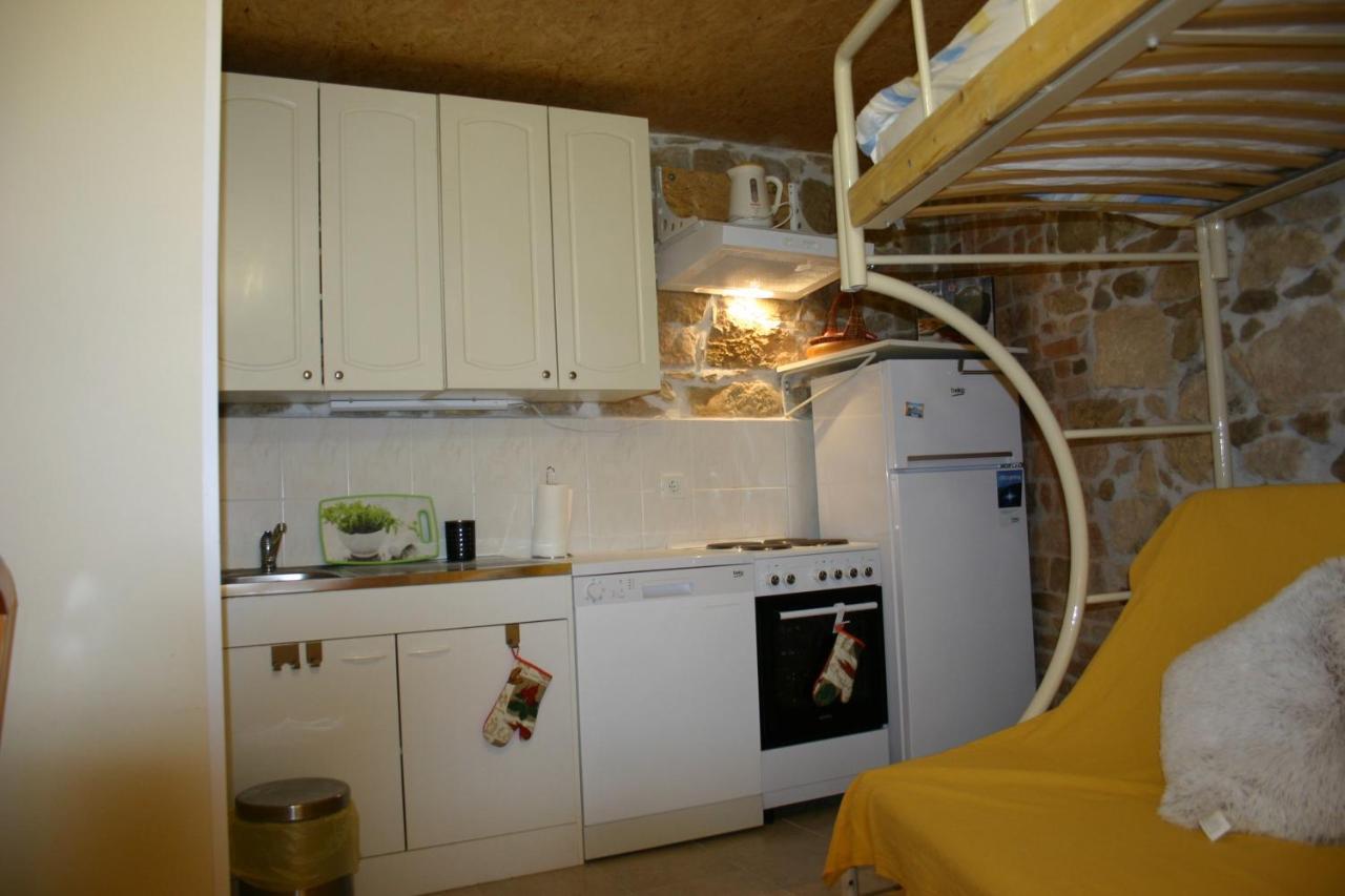 Studio Apartment La Maison De Catherine Rovinj Exterior photo